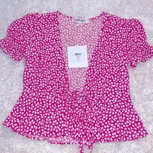 Beautiful Diane Von Furstenberg top 💓